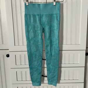 Gymshark Women’s Teal Leggings - Like New!